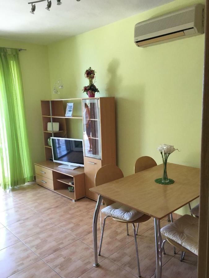 Apartman Tatjana Podgora Exterior photo